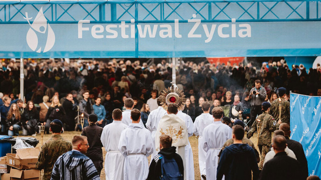 Mocny final festiwalu zyciu w kokotku kat