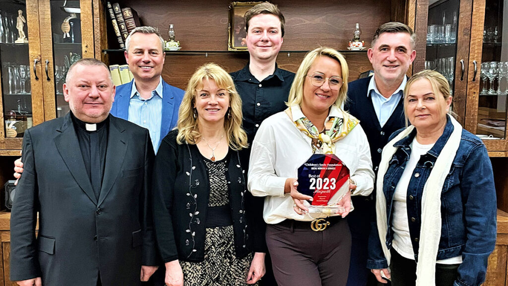 Nagroda best of maspeth 2023 dla childrens smile foundation kat