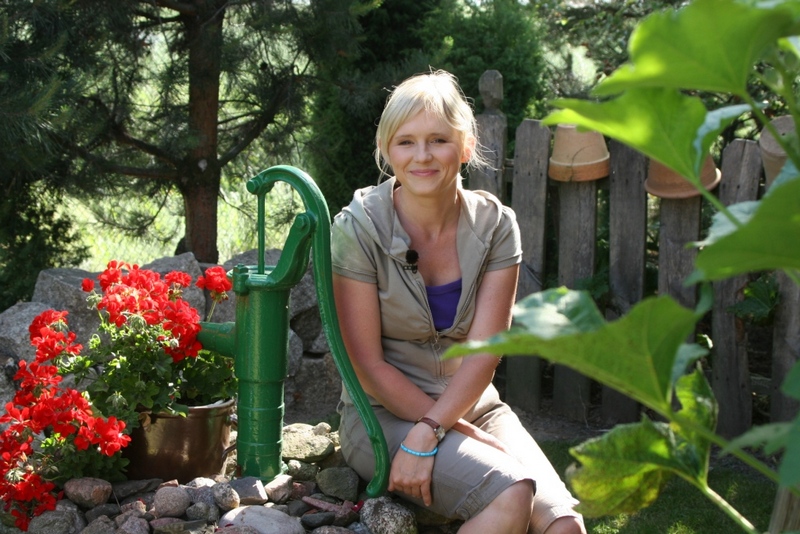 Maja w ogrodzie n/z: Maja Popielarska fot. TVN/Anna Slomczynska