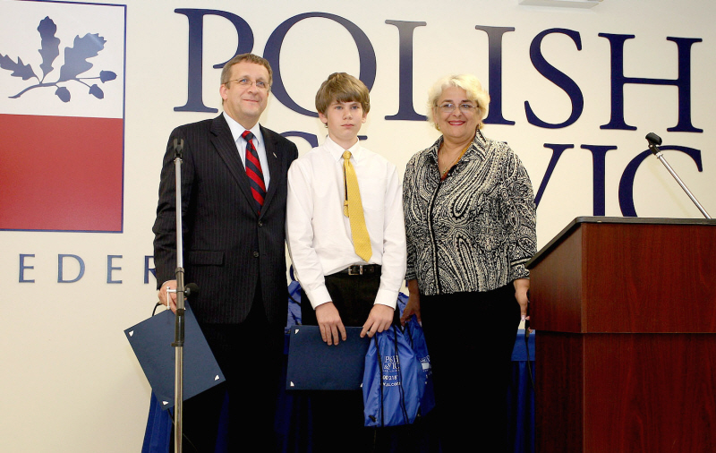 Nasza unia nagradza najpilniejszych i najzdolniejszych rozdanie nagrod w programie unia dla uczniow kat 50