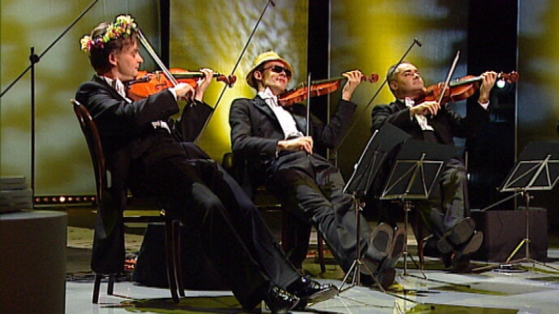 Niezwykly wystep grupy mocarta kat 18