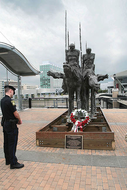 Nowy dom partyzantow w bostonie 09 06 2006 kat 15