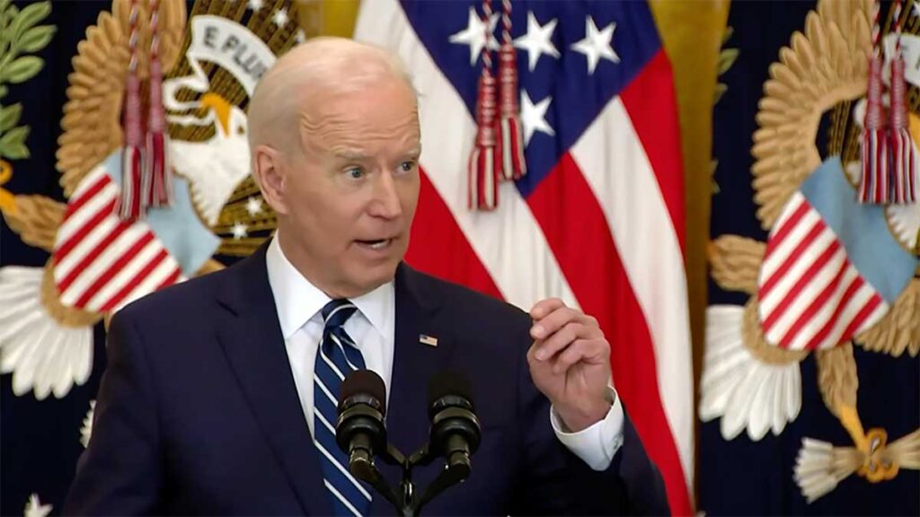 Nowy plan prezydenta bidena 200 milionow zamiast 100 milionow dawek w ciagu 100 dni kat