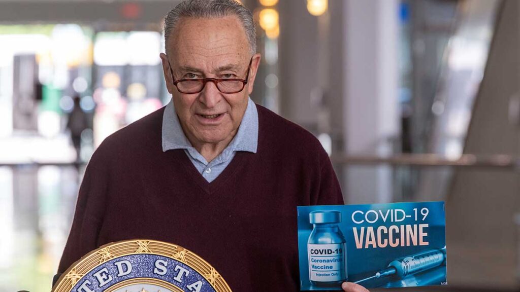 Ny w koncu bez ograniczen gdy 70 doroslych nowojorczykow zaszczepi sie kat