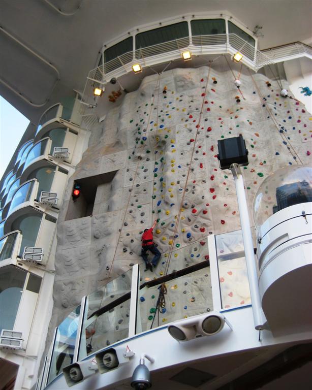 Oasis of the seas kat 15