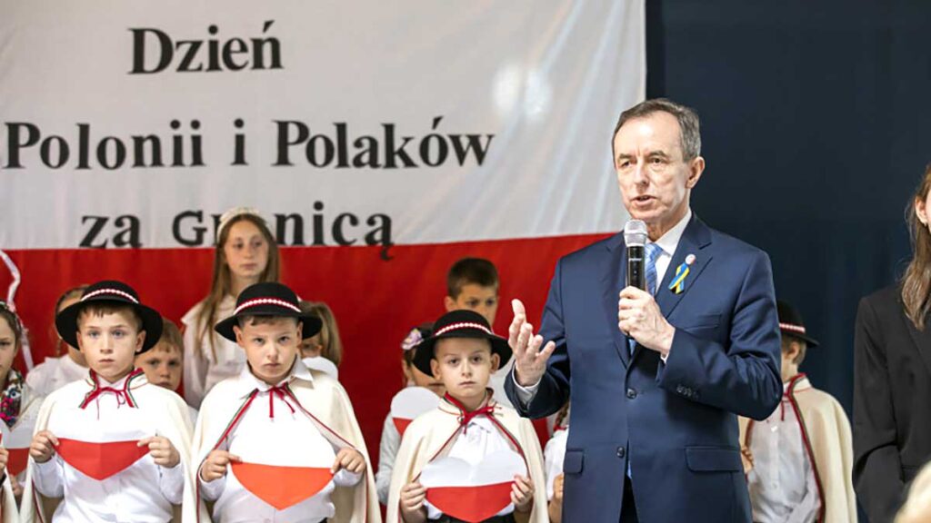 Obchody dnia polonii w irlandii z udzialem marszalka senatu rp wraz z delegacja kat