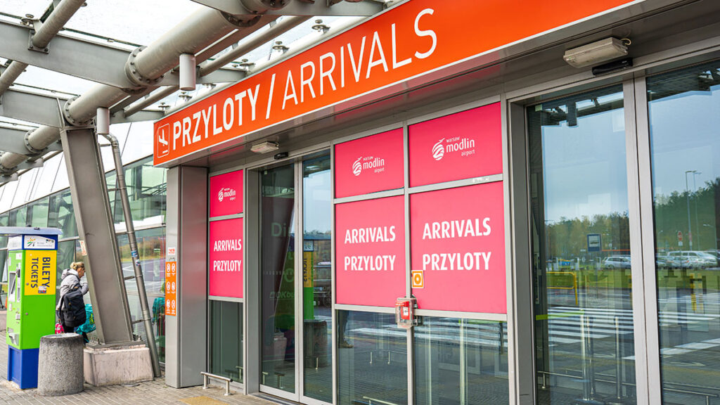 Od 1 maja br ograniczenia w ruchu lotniczym na lotnisku chopina w warszawie i w modlinie kat