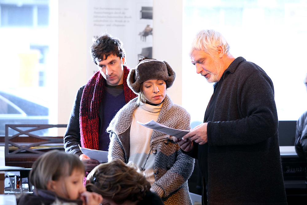 Oddam zone w dobre rece zapraszamy do ogladania 26 kwietnia w nowym jorku i chicago kat 18