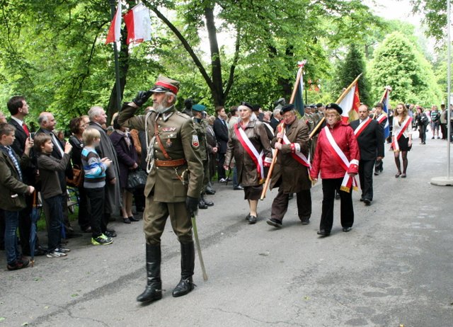 Ogladajac pomnik niedzwiedzia wojtka trzeba pamietac o polskiej historii kat 15