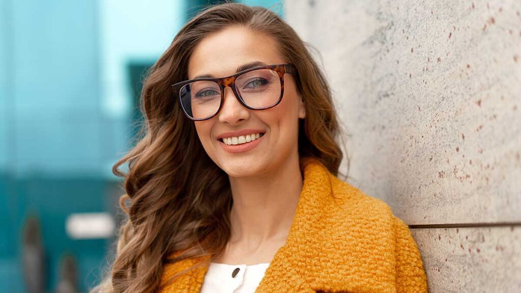 Okulary coraz czesciej postrzegane jako element garderoby i wizerunku o trendach optycznych dowiadujemy sie z instagrama kat