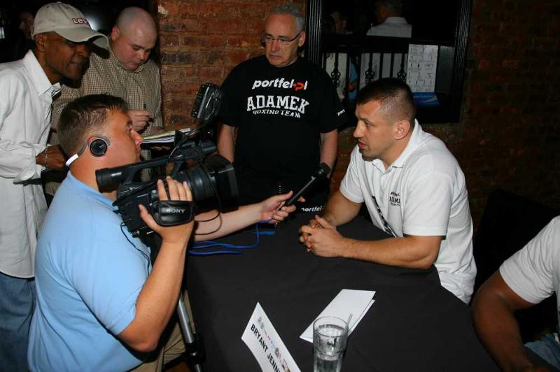 Ostatnia konferencja prasowa przed walka gorala z szybkim eddim kat 48