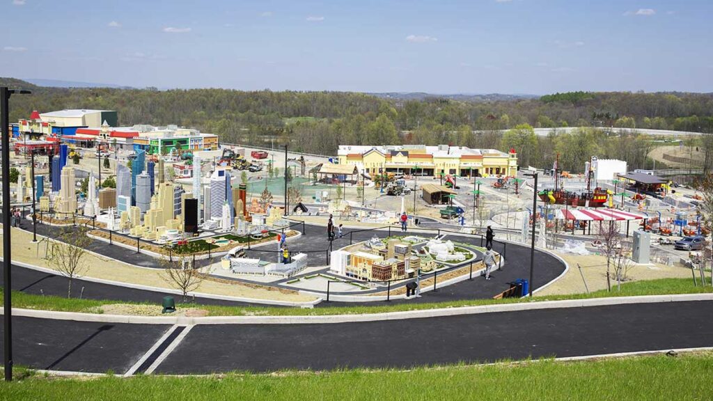 Otwarcie parku rozrywki w legoland new york resort w hrabstwie orange kat