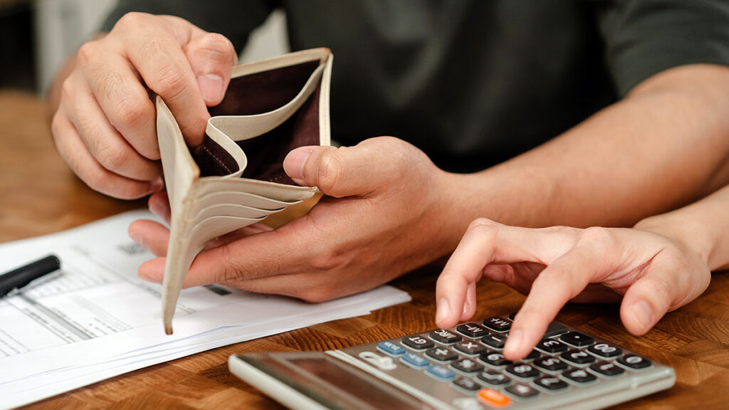 Oznaki finansowych klopotow i ile miesiecy dzieli cie od finansowej ruiny elzbieta baumgartner kat