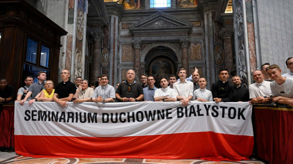 Papiez do seminarzystow uczyncie ze swego zycia dar milosci kat