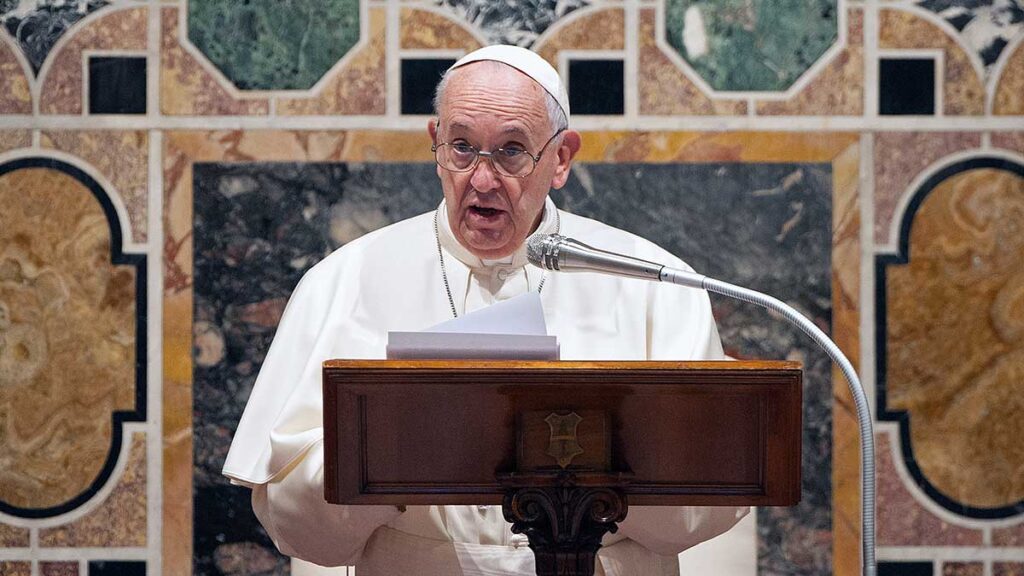 Papiez franciszek o dezinformacji i upolitycznieniu szczepionek kat