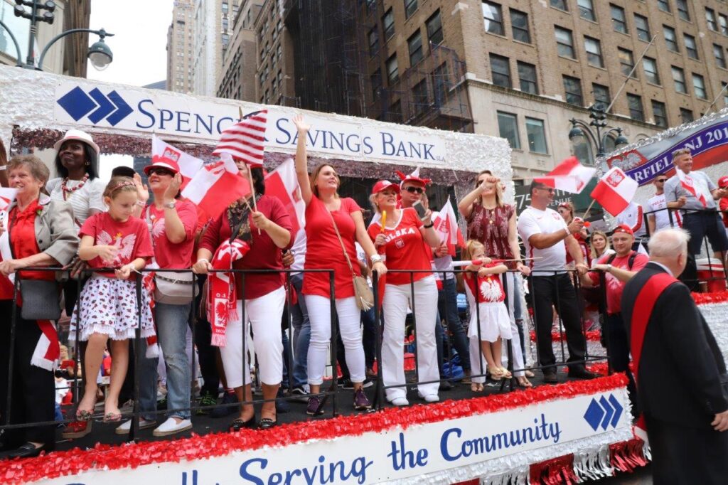 Parada pulaskiego 2018 w ny zdjecia czesc 3 kat 20