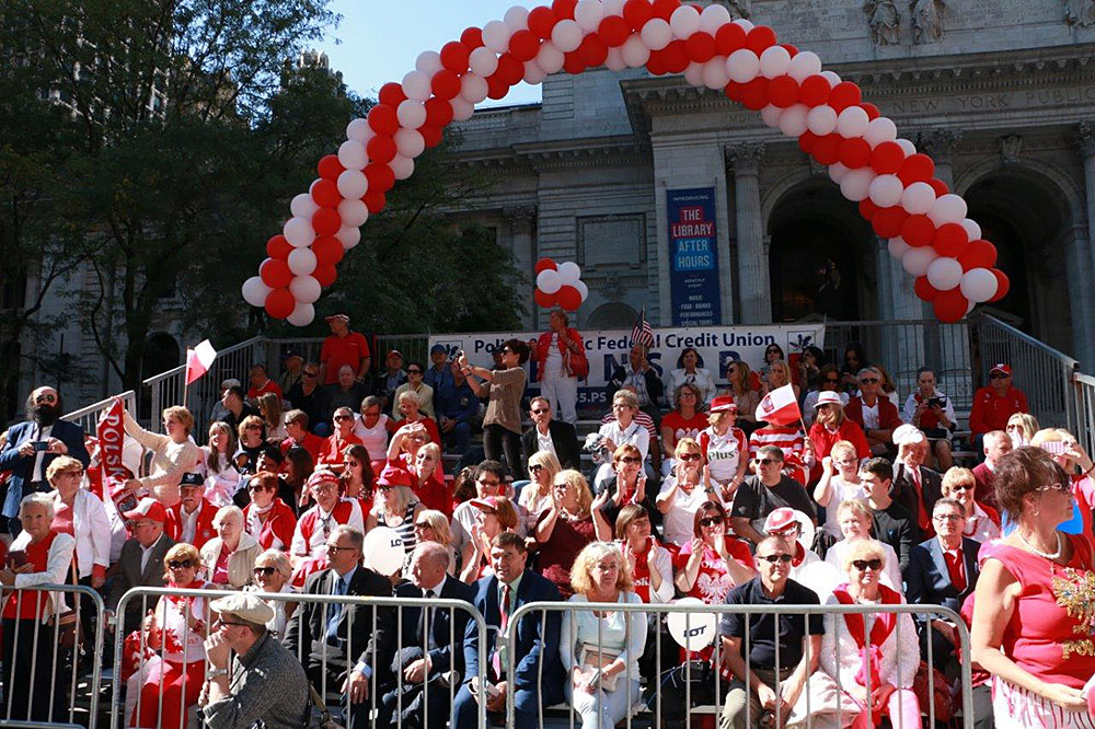 Parada pulaskiego z udzialem polonijnych organizacji i szkol z ny nj i ct zdjecia cz 3 5 kat 15