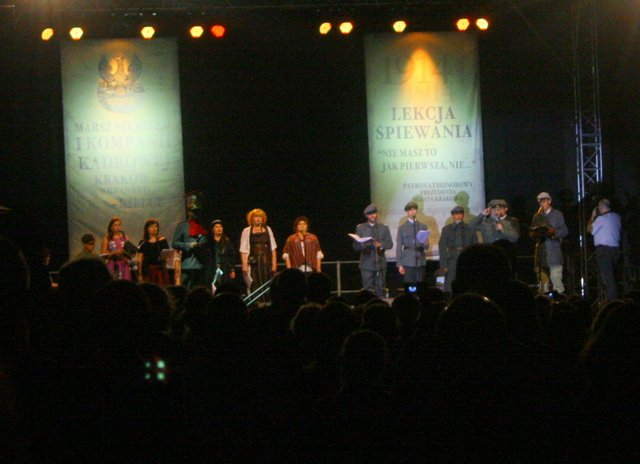 Patriotyzm nie musi byc cierpieniem lekcja spiewania z prezydentem kat 15