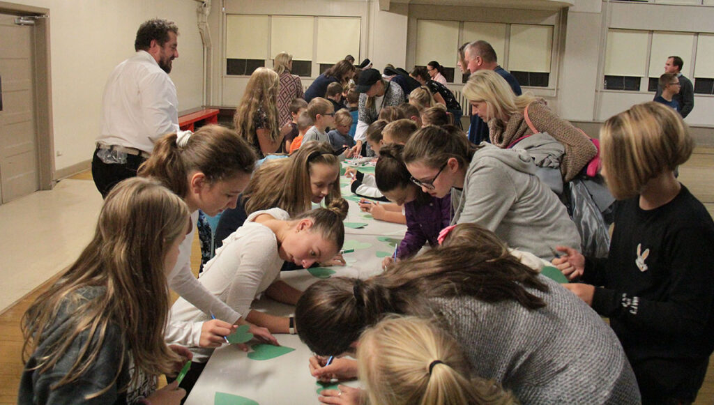 Perth amboy swietowalo 40 rocznice wyboru karola wojtyly kat 55