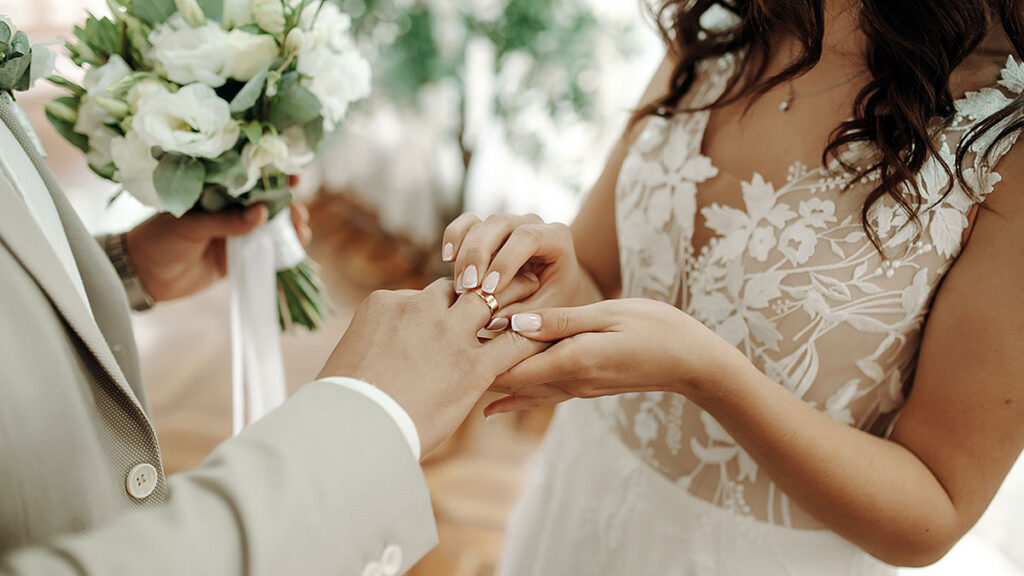 Planning wedding or big social event in new york join us for spring 2025 vendor showcase at russos on the bay kat