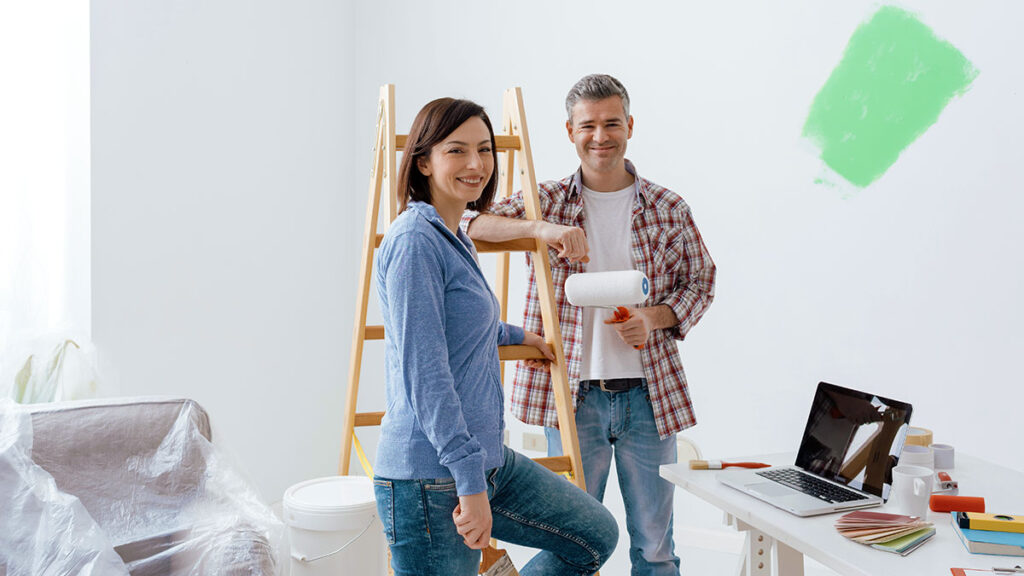 Polacy wiosna ruszaja do remontow elewacji i prac w ogrodzie coraz chetniej korzystamy z pomocy wykonawcow kat