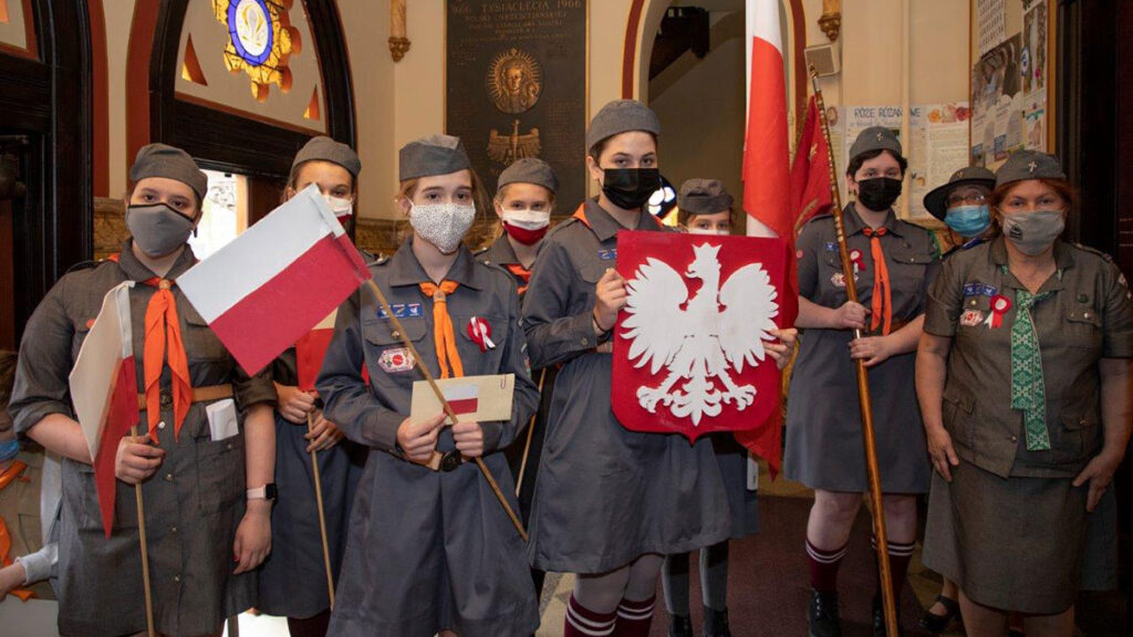 Polonia w nowym jorku swietowala dzien flagi i swieto polonii kat