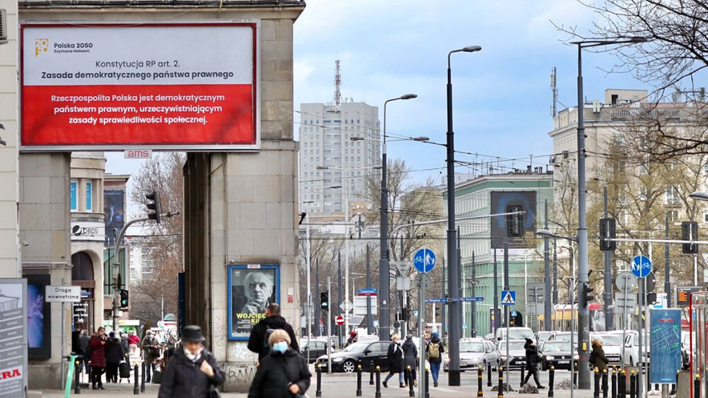 Polska 2050 ruszyla z akcja billboardowa w rocznice uchwalenia konstytucji rp kat
