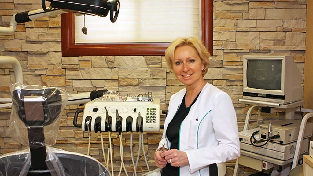 Polski dentysta rodzinny na long island jolanta sykora sygnarowicz przyjmuje w przychodni centrum medyczno dentystycznym kat