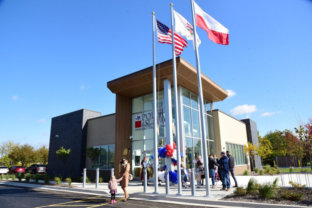 Polsko slowianska federalna unia kredytowa zaprasza do swojego najnowszego oddzialu w il kat