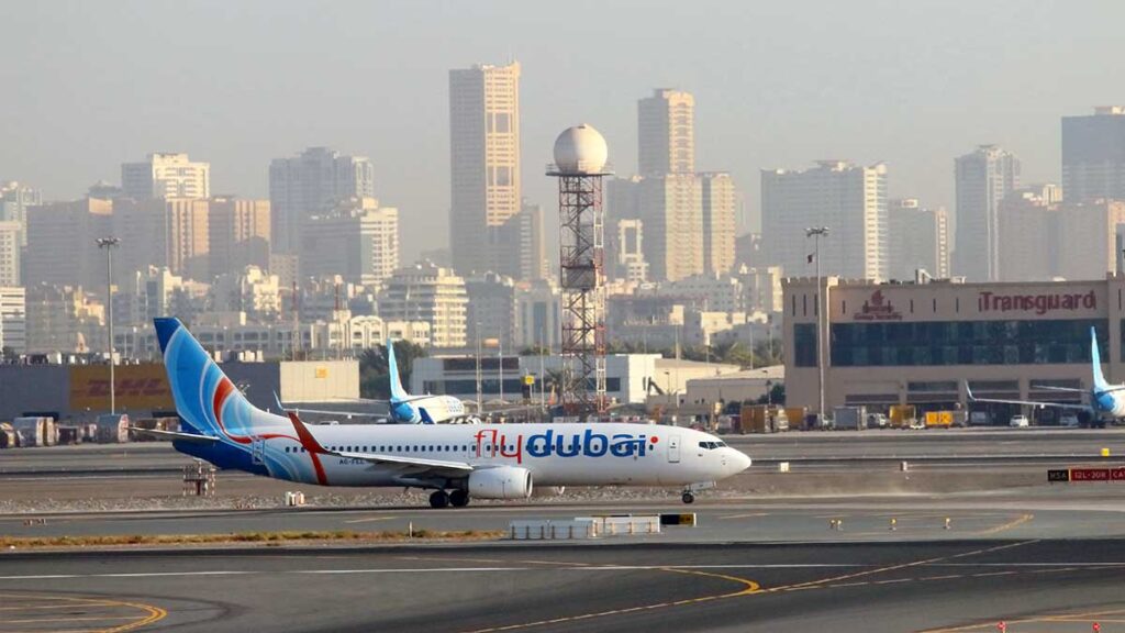 Powrot do normalnosci jesienia lot wystartuje z warszawy do dubaju kat