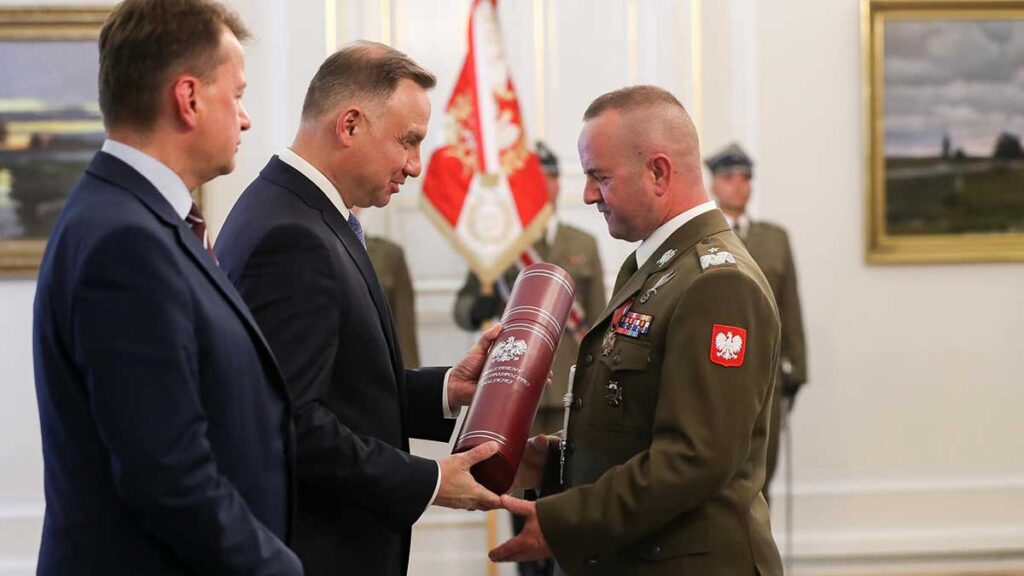 Prezydent duda awansowal pulkownika cezarego roga na generala brygady wojska polskiego kat
