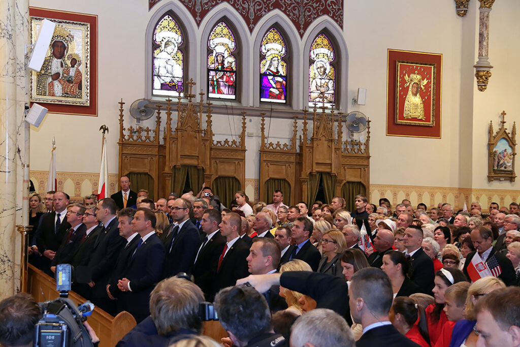 Prezydent duda w kosciele sw st kostki na greenpoincie ny zdjecia czesc 2 kat 15