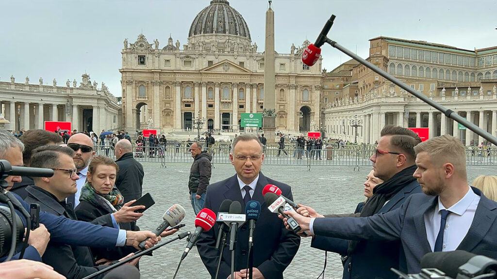 Prezydent duda w watykanie przyjechalem podziekowac ojcu swietemu kat