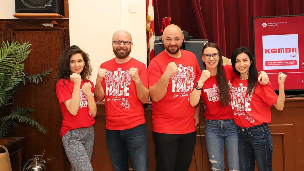 Przed walka adam kownacki vs ali eren demirezen spotkanie z baby face na maspeth kat