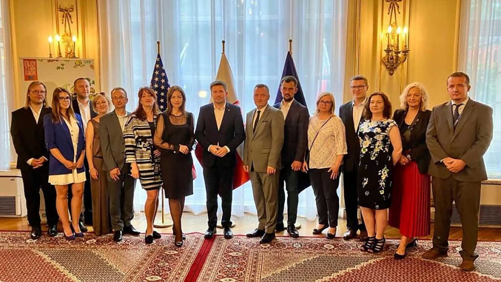 Przedsiebiorcy z polski promowali polskie produkty organiczne w nowym jorku kat