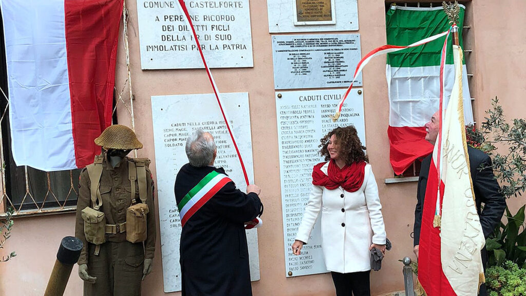 Przedstawiciele polonii wloskiej i wlosi odkrywaja nieznana karte historii suio kat