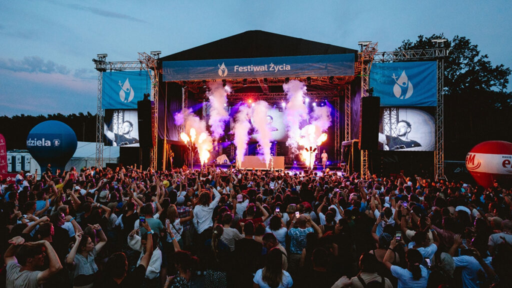 Przejscie ale dokad w poniedzialek startuje festiwal zycia w kokotku kat