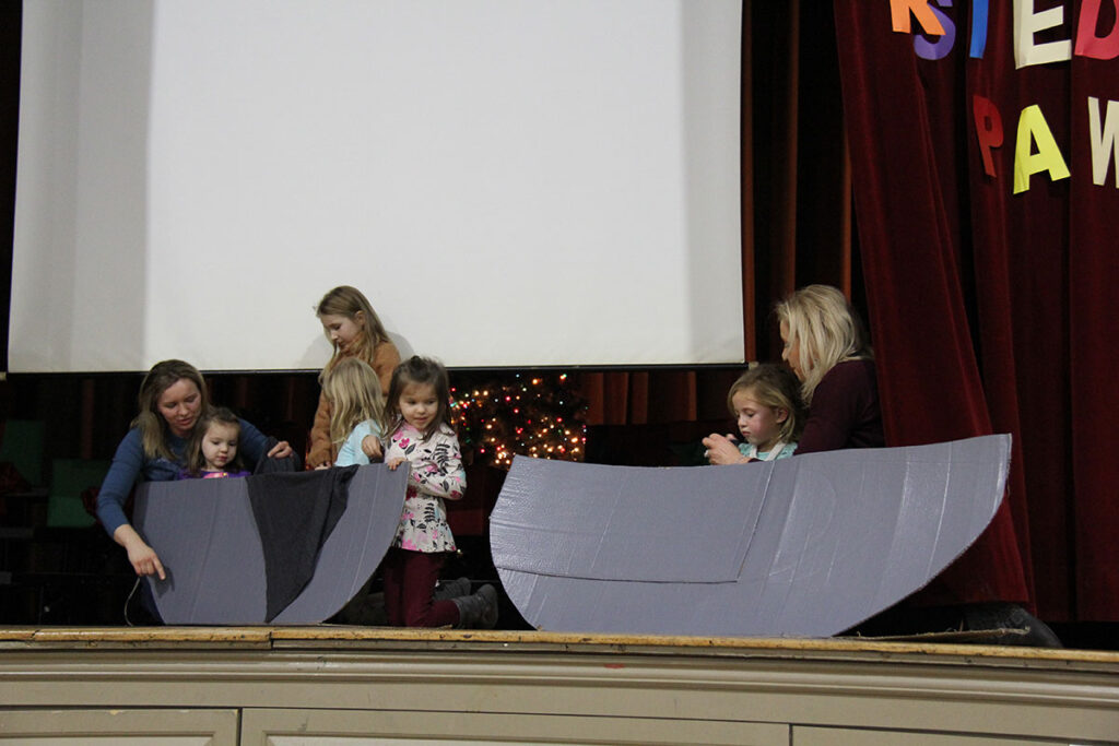 Przyjecie urodzinowe z pismem swietym ks pawla dziatkiewicza w perth amboy nj kat 20