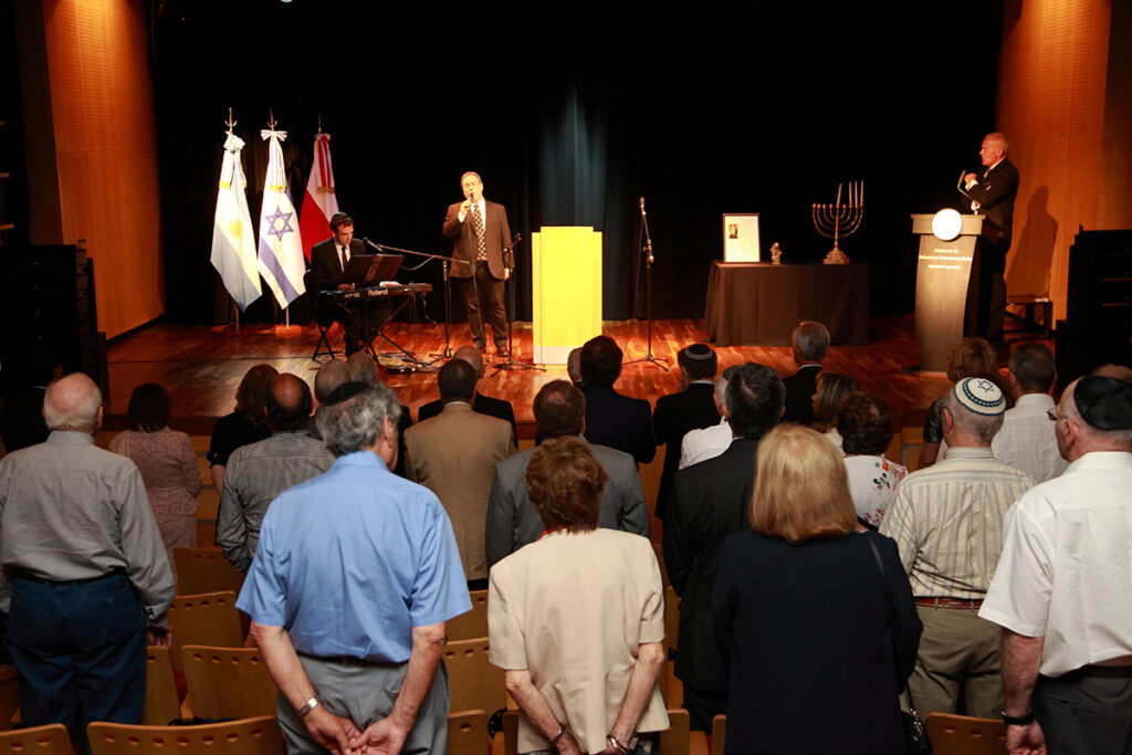 Rabin abraham skorka otrzymal orla jana karskiego kat 41