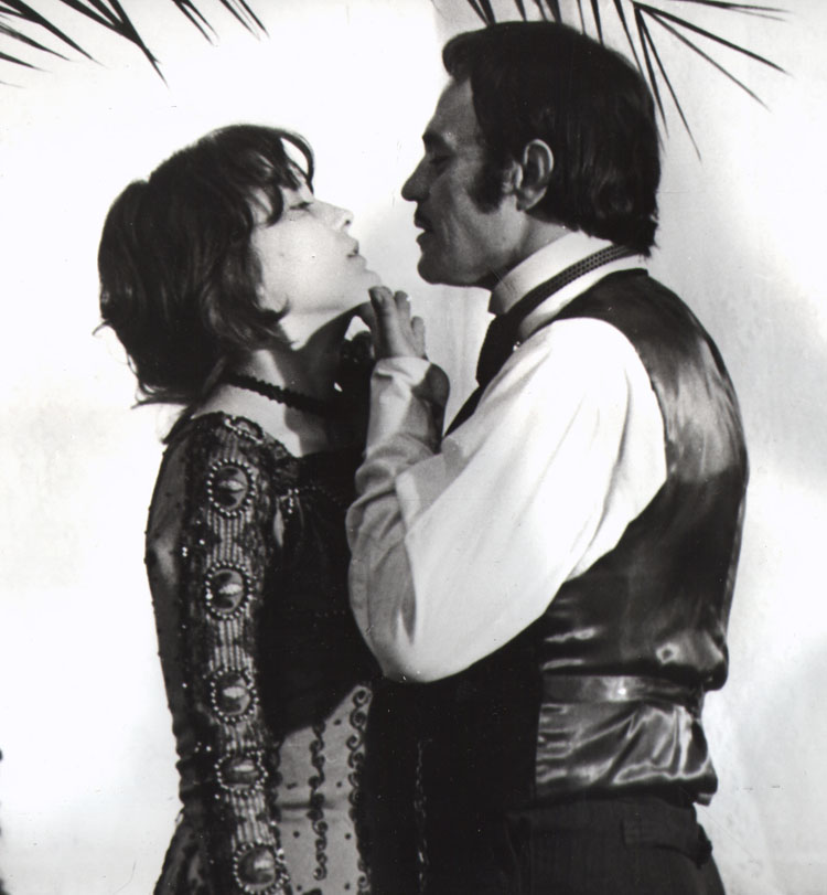 Romans po polsku nowy cykl filmowy w itvn kat 18