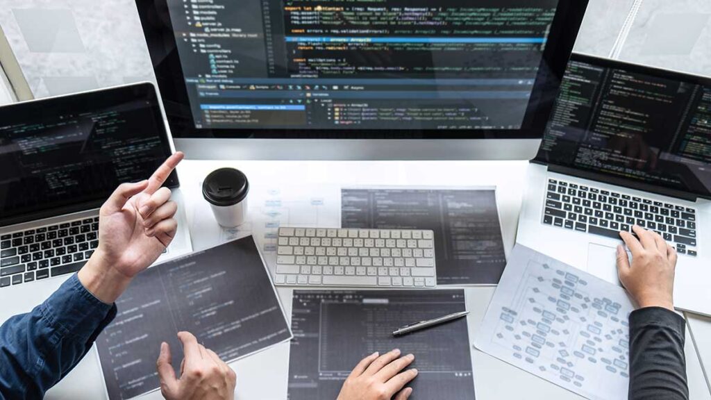 Stanowiska w branzy it z podwyzka do 40 w ciagu ostatniego roku kat