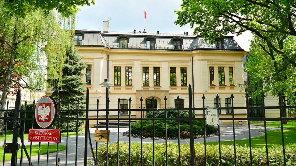 Stanowisko pasi w sprawie k 25 20 zagraniczne wyroki moga kosztowac polske miliardy dolarow kat