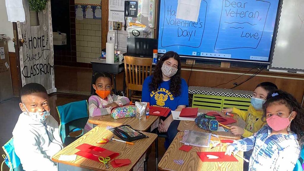 Students sending love to veterans to brighten their valentines day kat