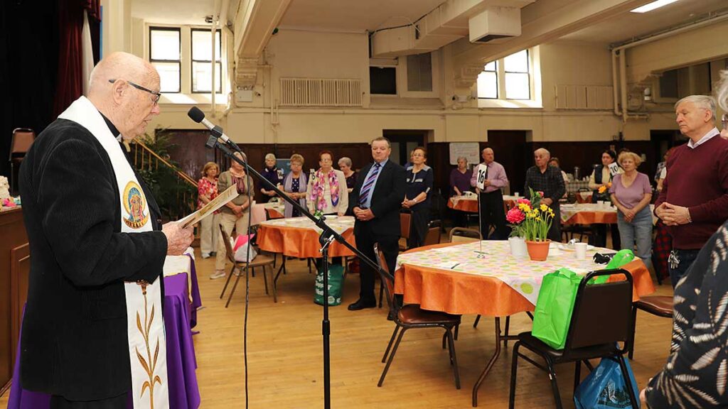 Swiecenie pokarmow w klubie seniora krakus kat