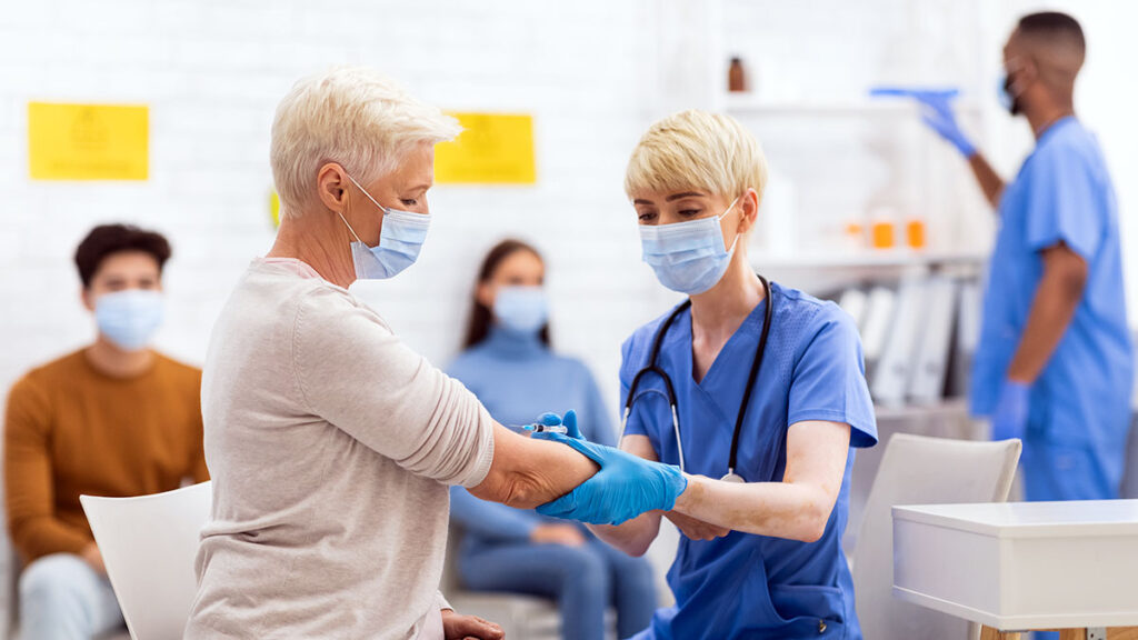 Szczepienie druga dawka przypominajaca od 16 wrzesnia kat