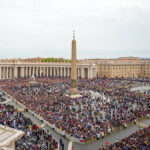 Transmisja video z watykanu z uroczystosci pogrzebowych papieza franciszka kat