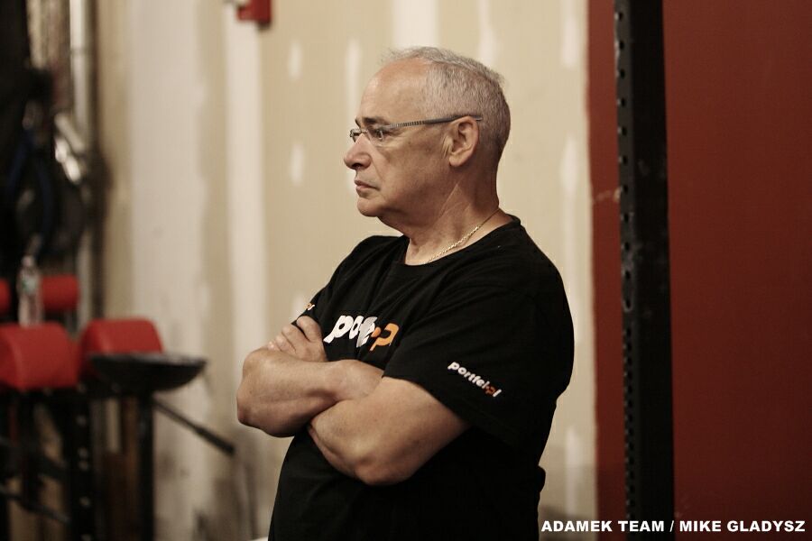 Trening silowy tomasza adamka kat 15