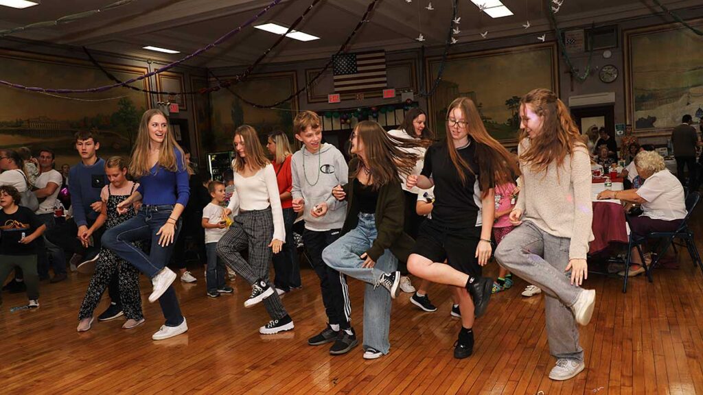 Udany piknik w parafii sw stanislawa kostki na greenpoincie kat