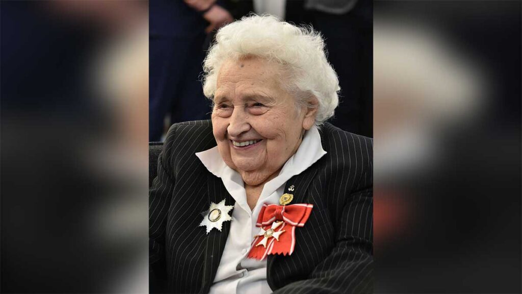 Uroczystosci pogrzebowe mjr marii mireckiej lorys marty w warszawie kat