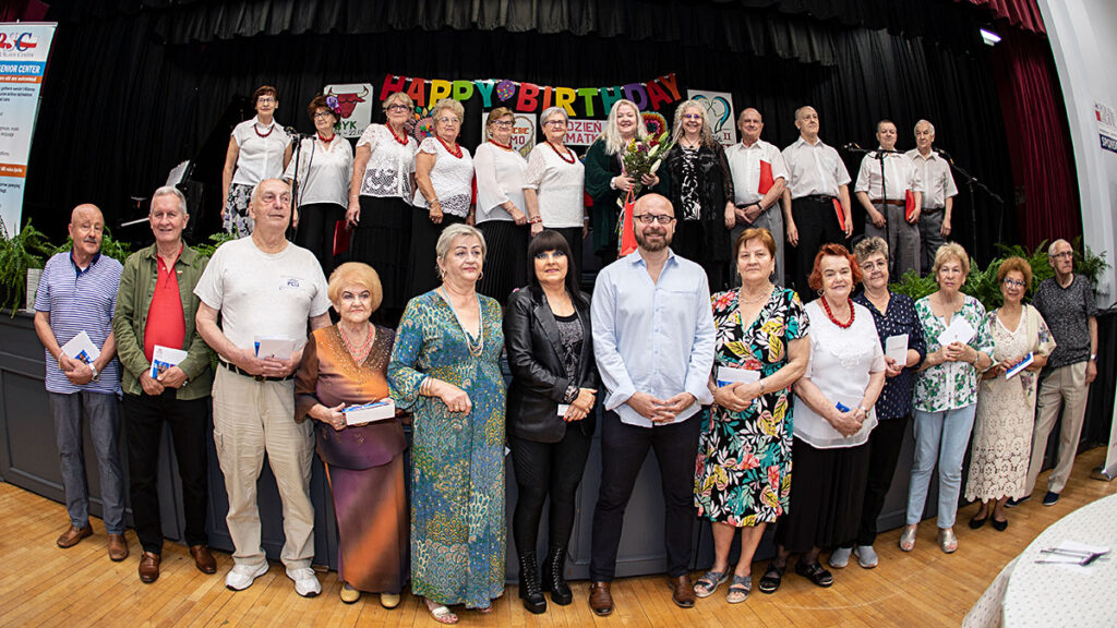 Urodziny miesiaca i dzien matki w klubie seniora krakus kat